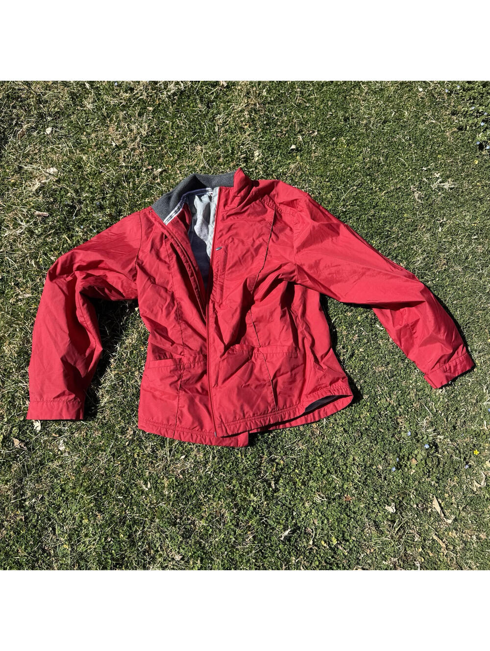 Vintage Y2K Nike Red Windbreaker Women’s Size S Silver Tag